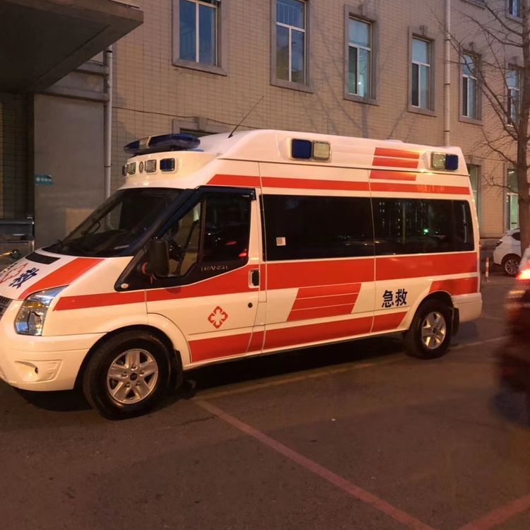 紫金夜间租赁救护车护送病人转院：安全转运的 8 大核心注意事项